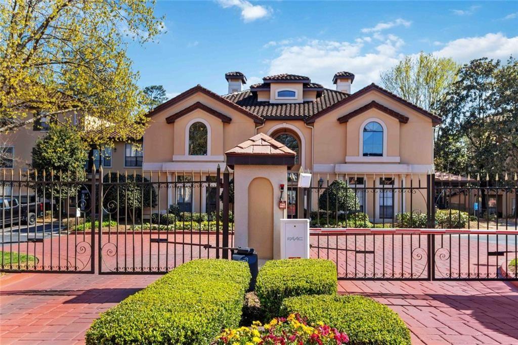 3777 Peachtree Road NE Unit 533