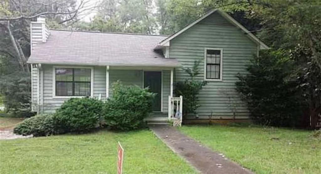 633 Candlewick Lane NW