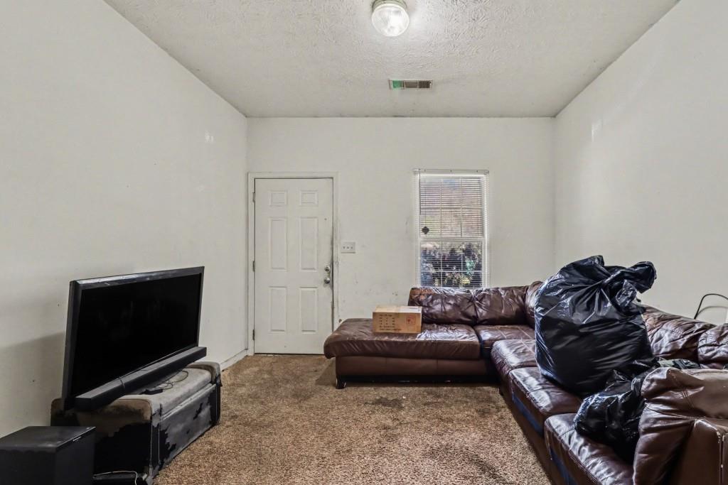 742 Boston Common Property Photo 5