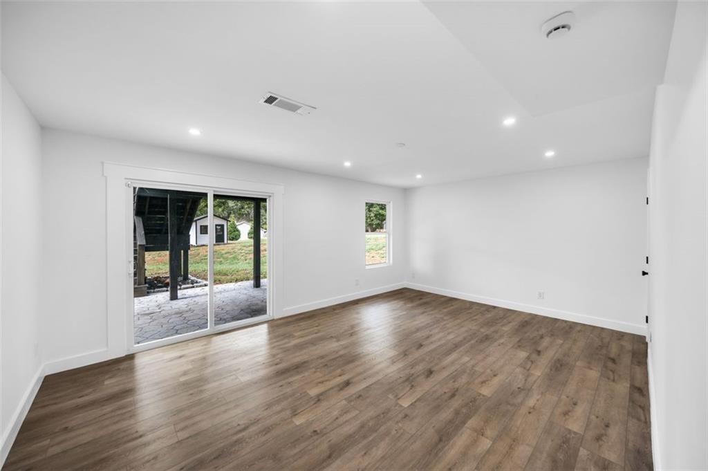 4515 Highway 60 Property Photo 29