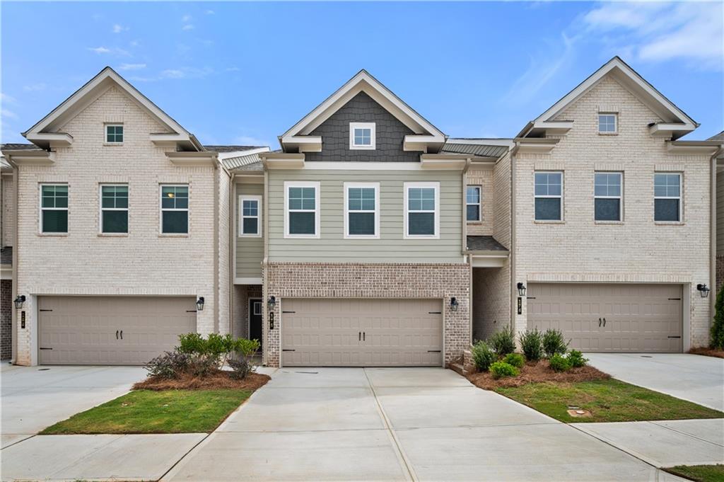 3674 Donovan Circle