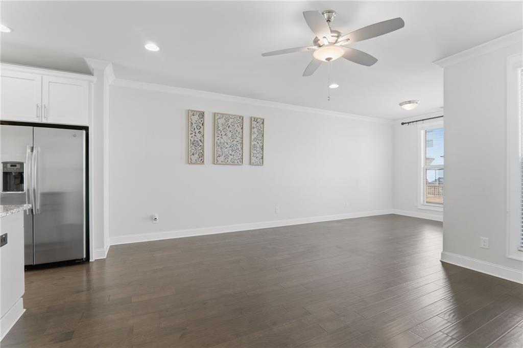 2051 Glenview Park Circle Property Photo 20