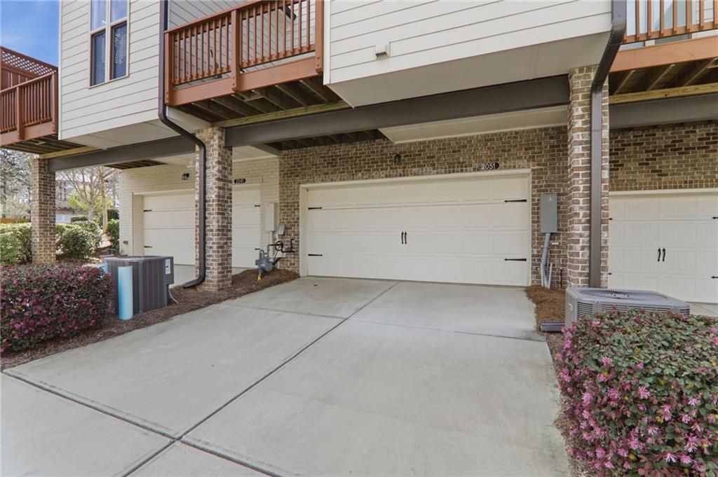 2051 Glenview Park Circle Property Photo 36