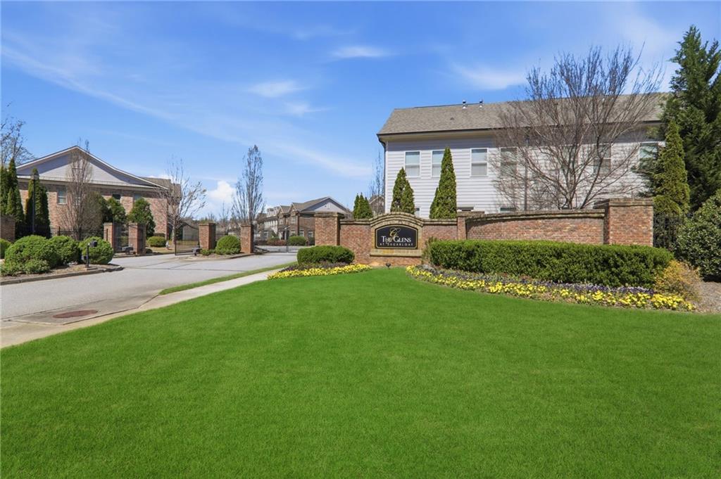 2051 Glenview Park Circle Property Photo 46