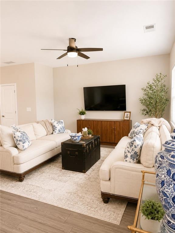 2009 Lanier Harbor Point Property Photo 9