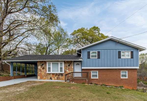 407 Northside Drive Property Photo 1