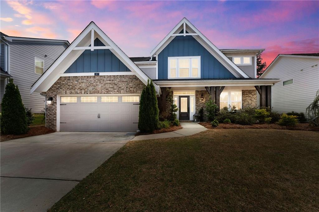 147 Michigan Circle Property Photo 1