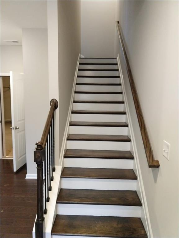 523 Headwind Way Property Photo 3