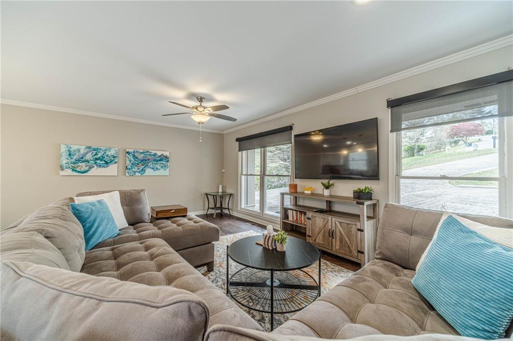 691 Harbor Cove Property Photo 8