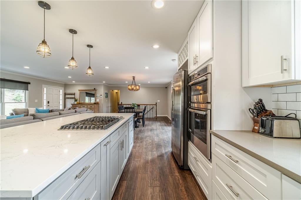 691 Harbor Cove Property Photo 12