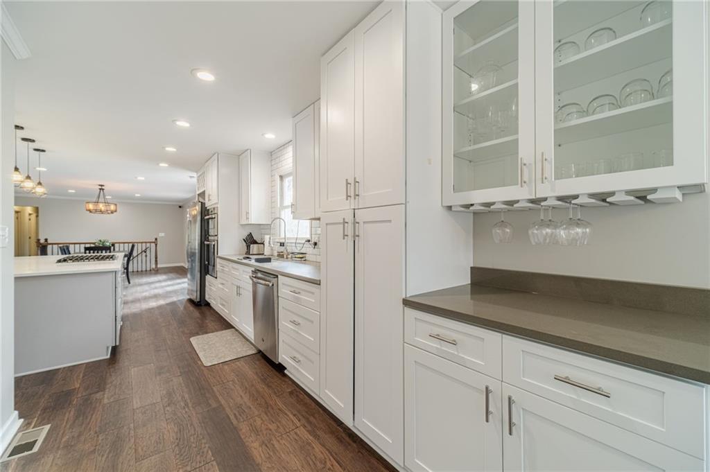 691 Harbor Cove Property Photo 20
