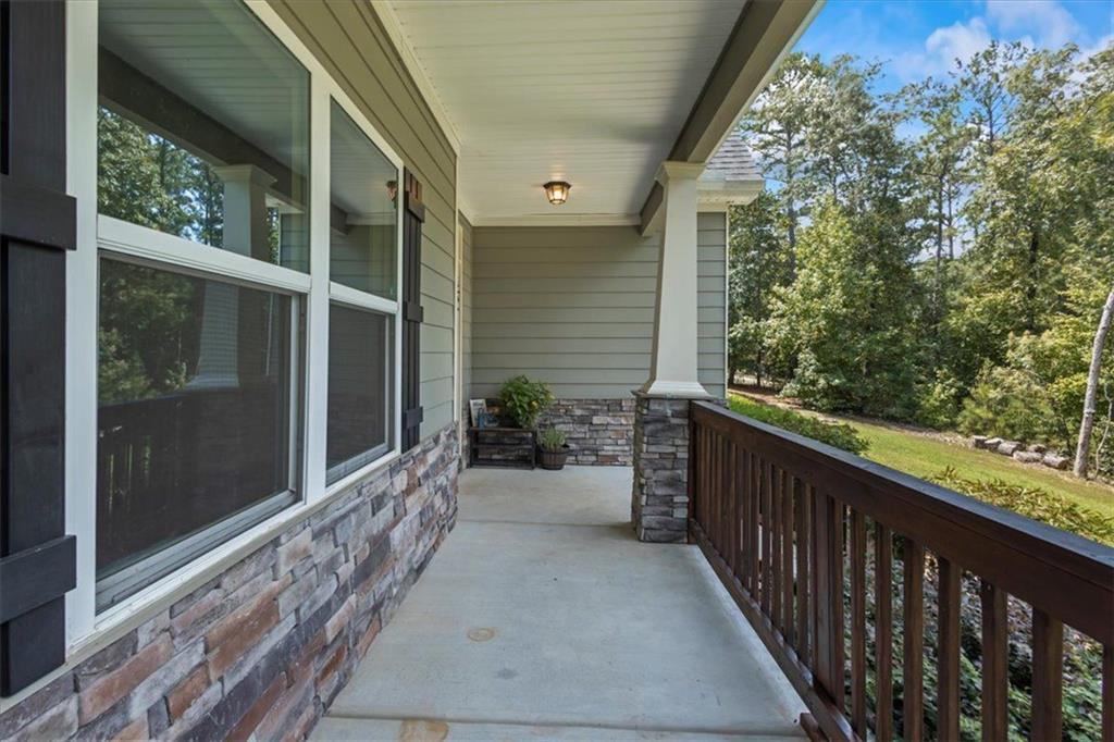 102 River Point Road Property Photo 5