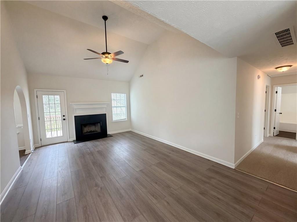 479 Clearwater Way Property Photo 8