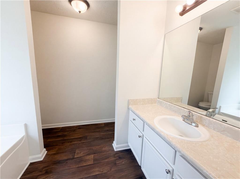 479 Clearwater Way Property Photo 13