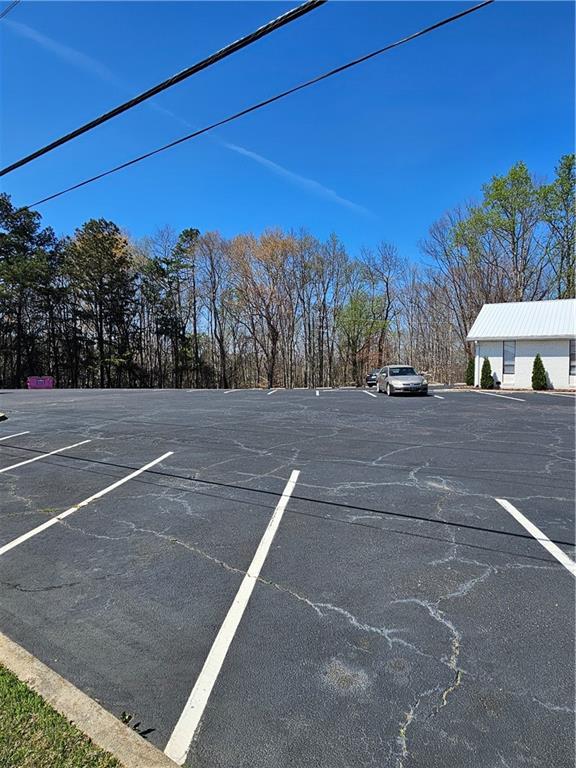 2920 Browns Bridge Road Property Photo 2