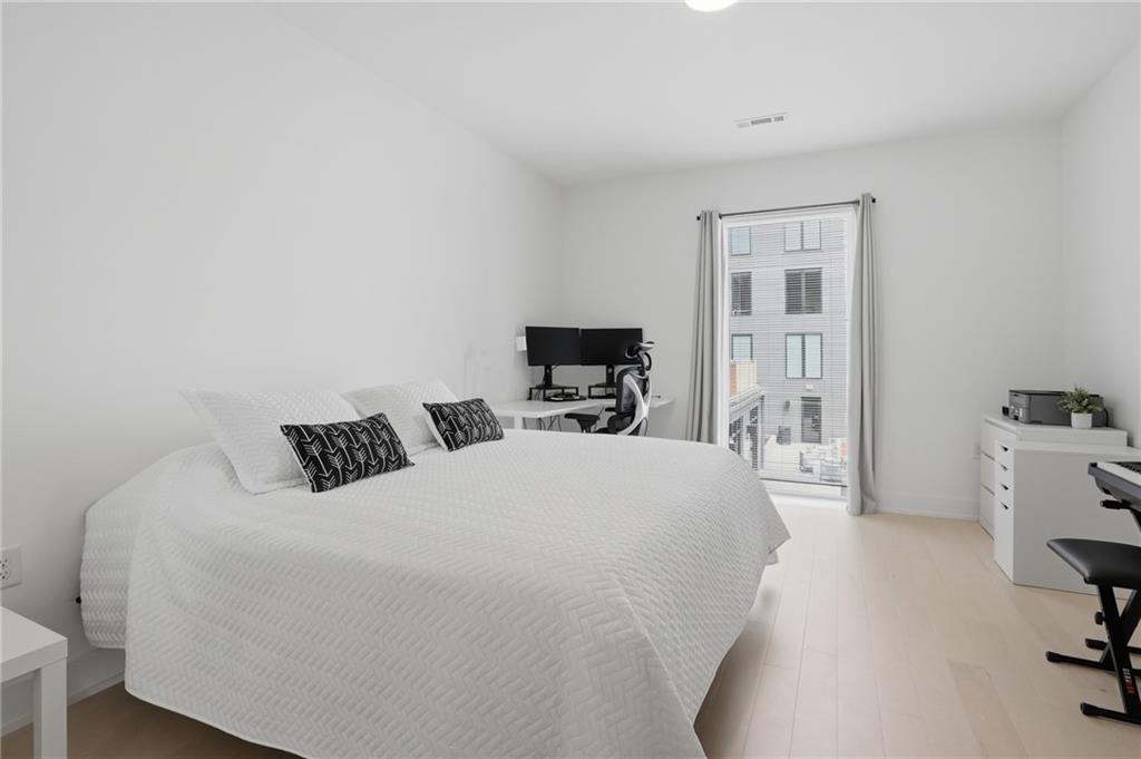 775 Juniper Street Ne Unit 322 Property Photo 16