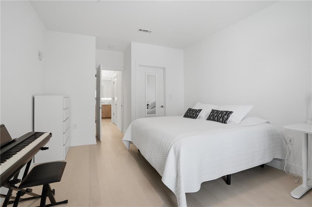 775 Juniper Street Ne Unit 322 Property Photo 17