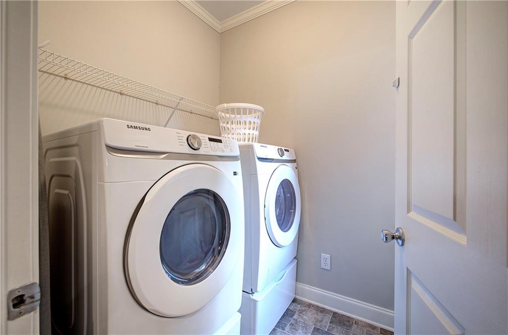 618 Manor Way Property Photo 16