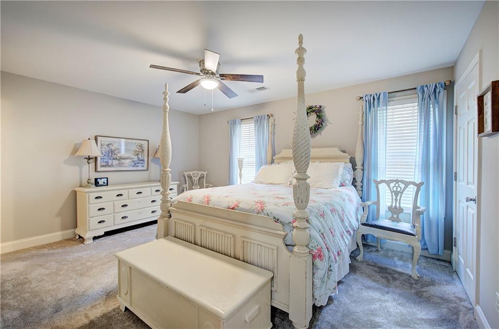 618 Manor Way Property Photo 18