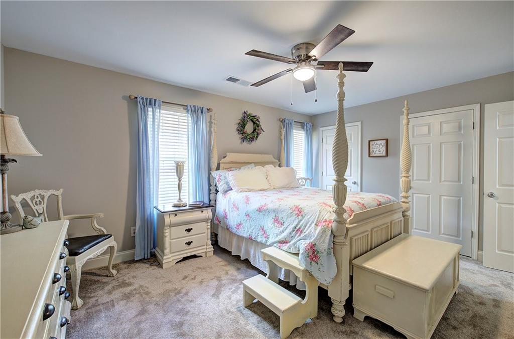618 Manor Way Property Photo 19