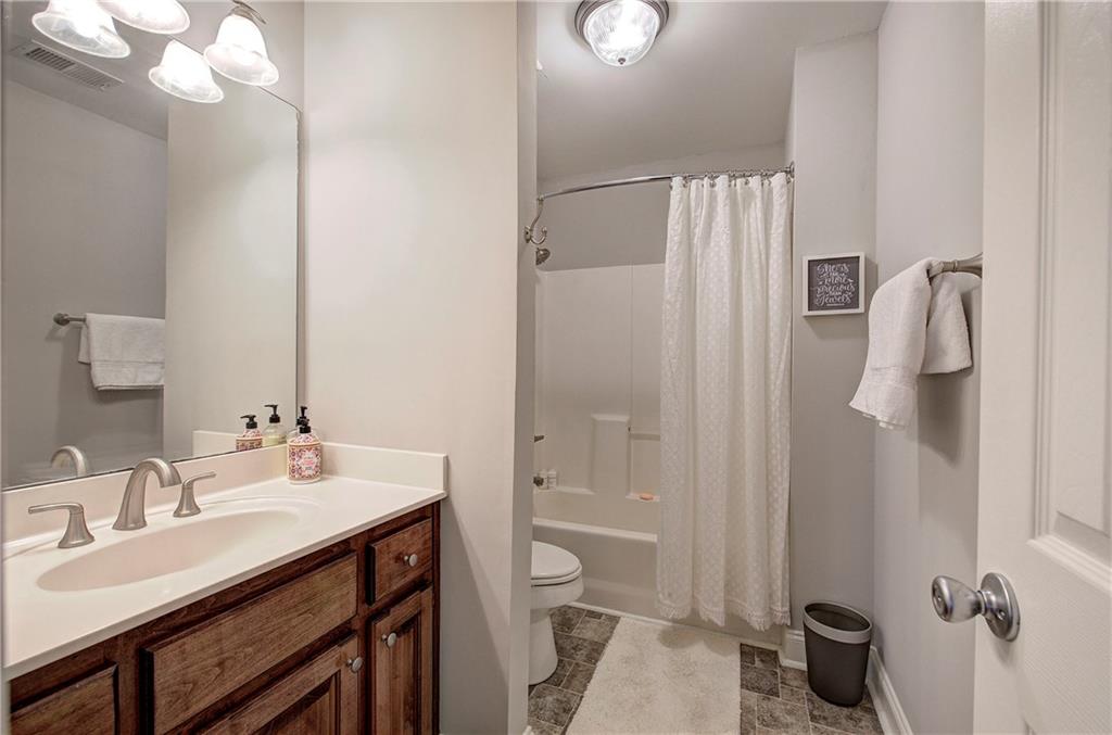 618 Manor Way Property Photo 25