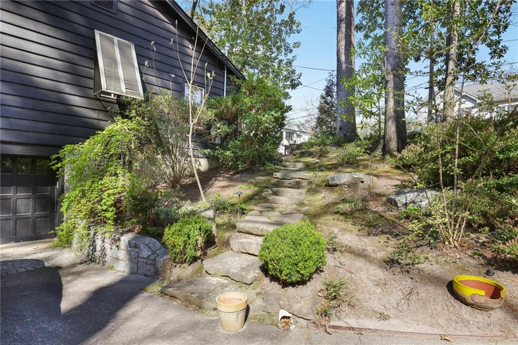 787 Piedmont Way Ne Property Photo 32