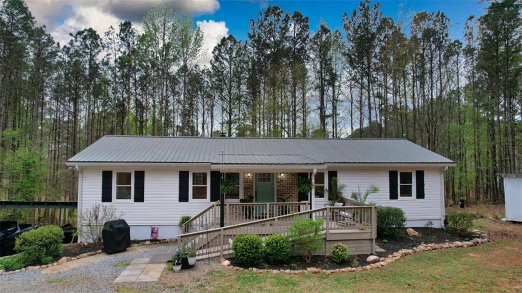 2558 Gulledge Road Property Photo 1