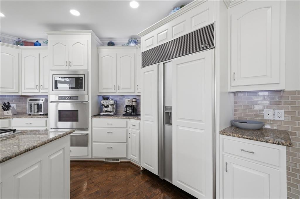 8970 Fields Way Property Photo 25
