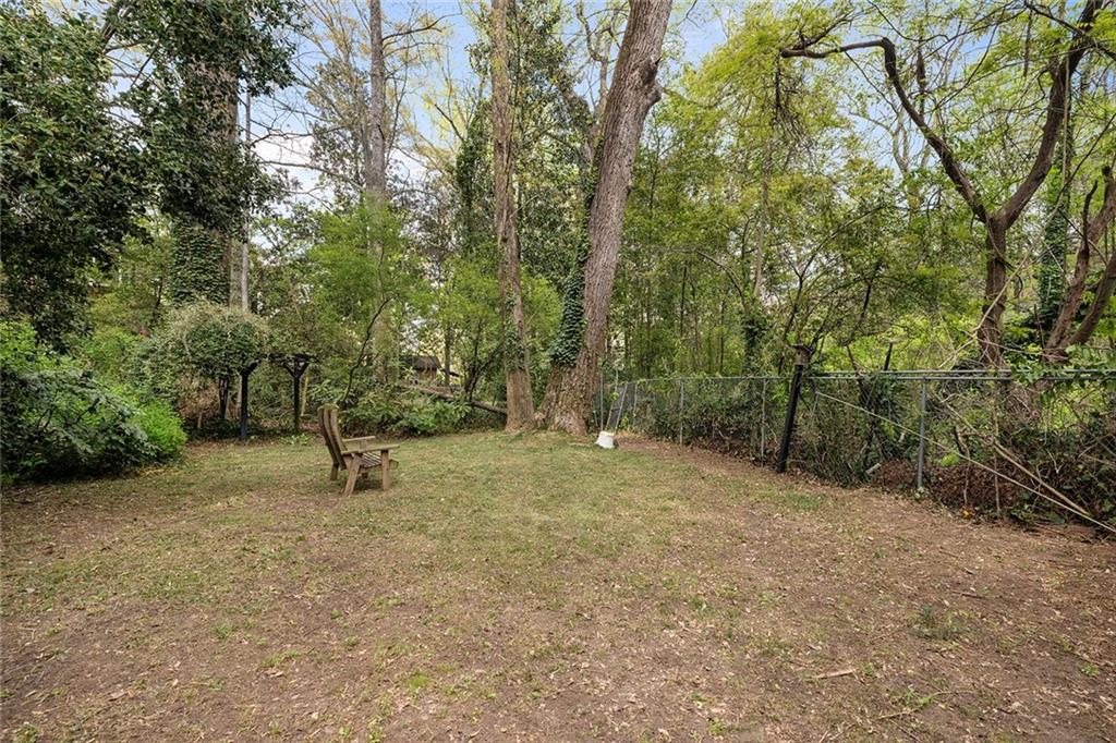 747 Lullwater Road Ne Property Photo 7