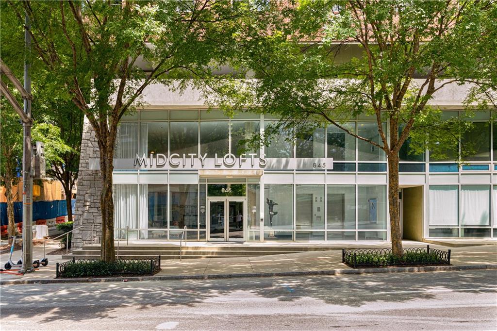 845 Spring Street Nw Unit B Property Photo 1