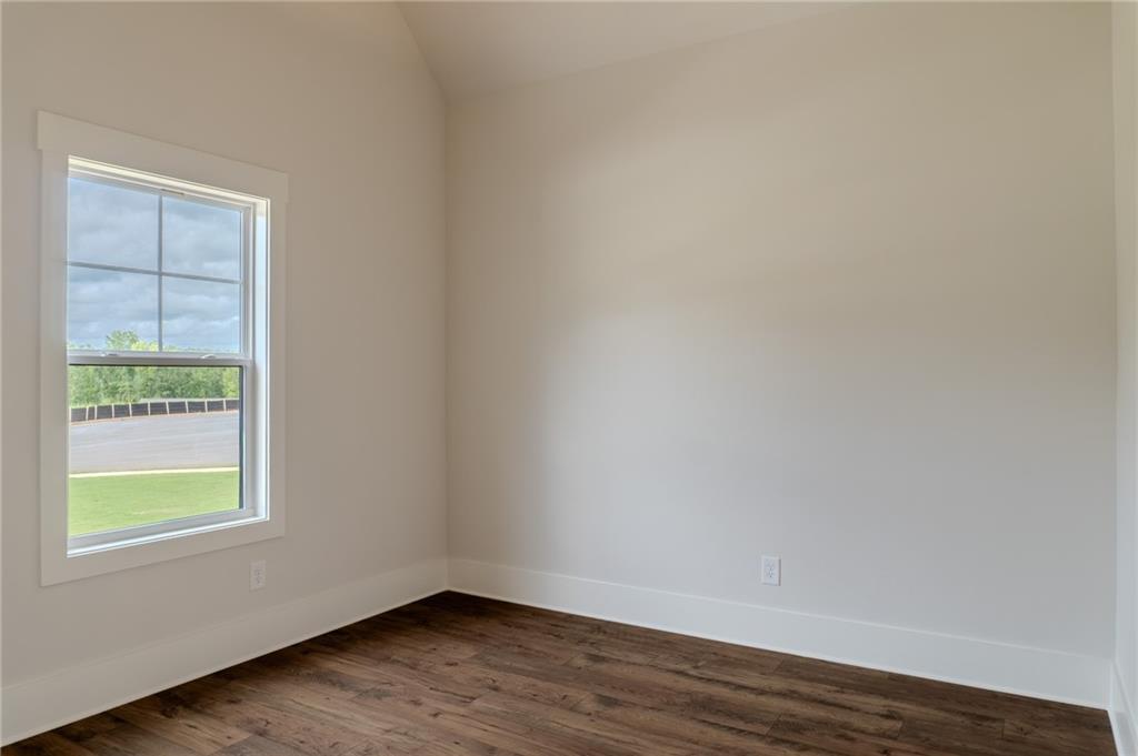 135 River Ridge Walk Property Photo 11