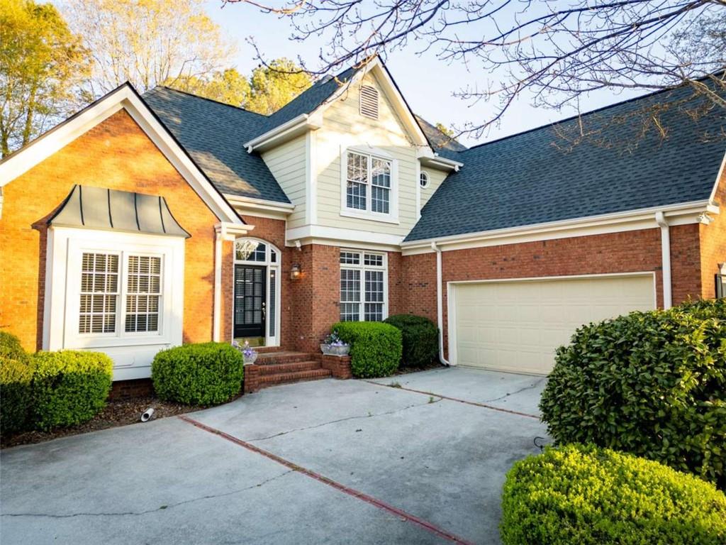 8384 Fairway Drive Property Photo 4