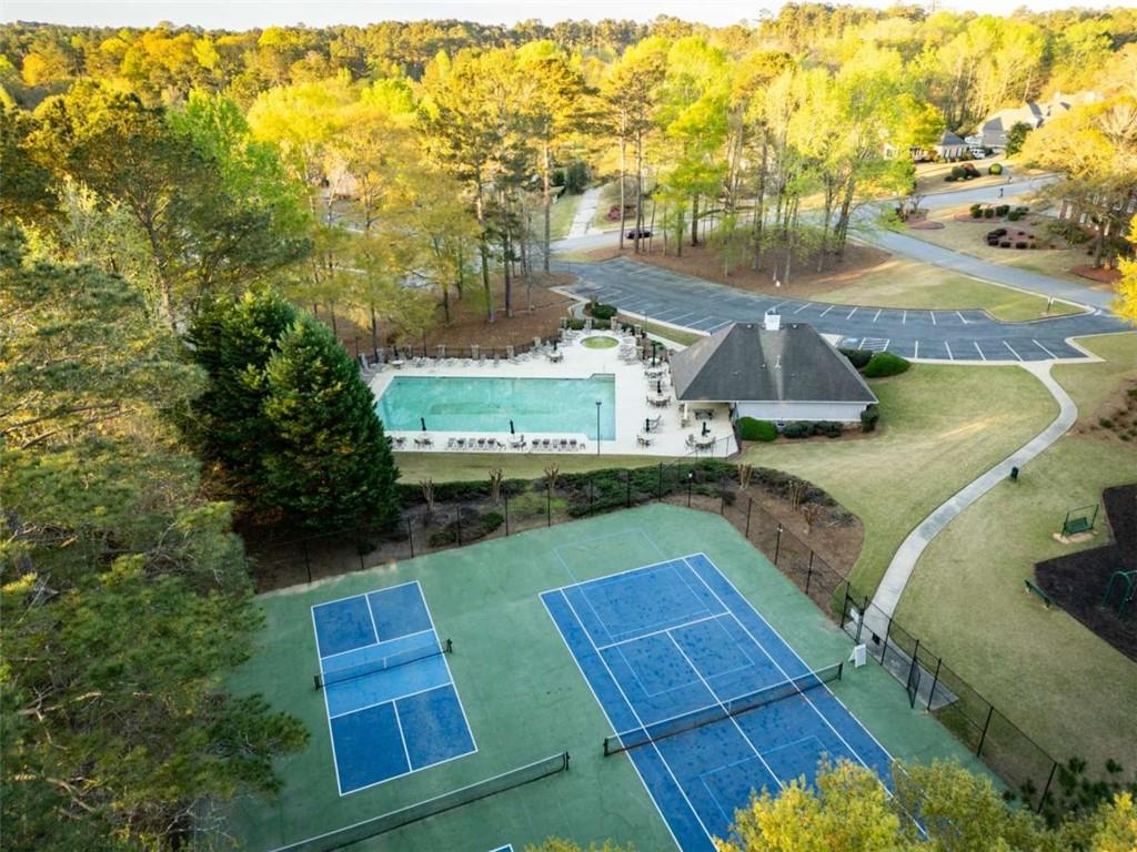 8384 Fairway Drive Property Photo 13