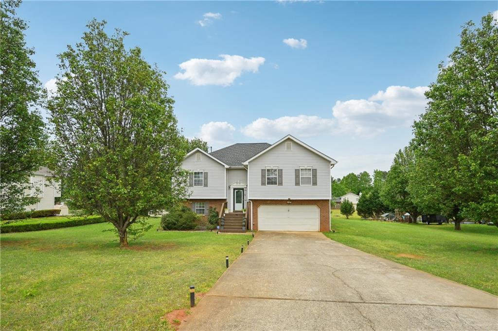 224 Solomon Drive Property Photo 1