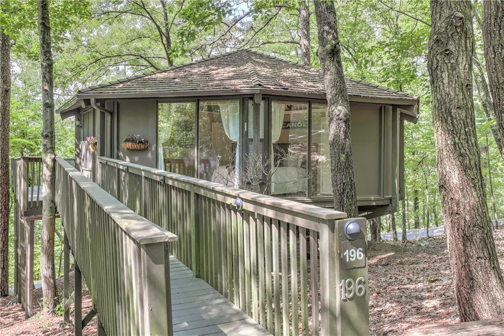 196 Treetopper Circle Property Photo 1