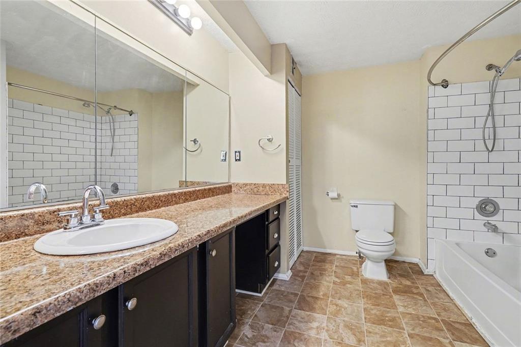 1325 Keys Lake Drive Ne Property Photo 5