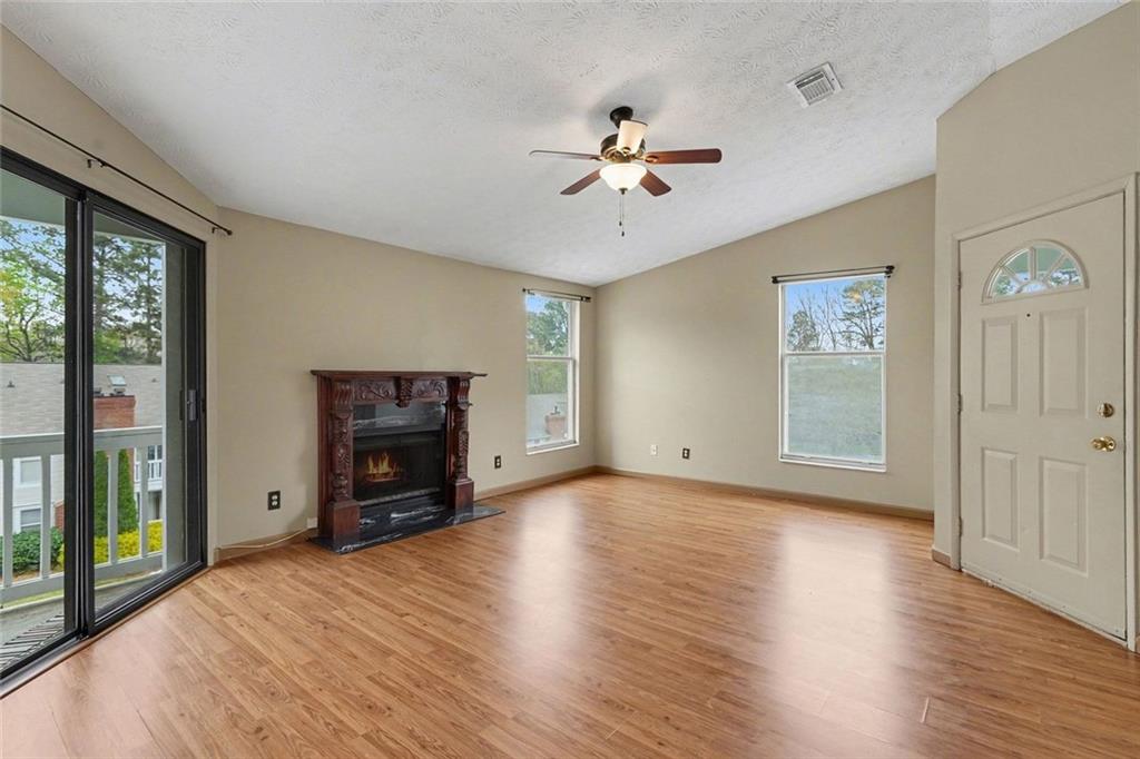 1325 Keys Lake Drive Ne Property Photo 8