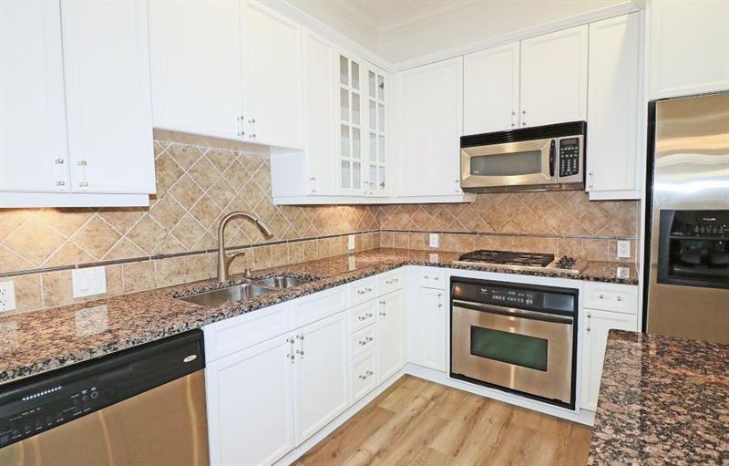 11 Perimeter Center E Unit 1303 Property Photo 4