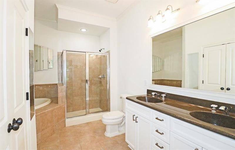 11 Perimeter Center E Unit 1303 Property Photo 8