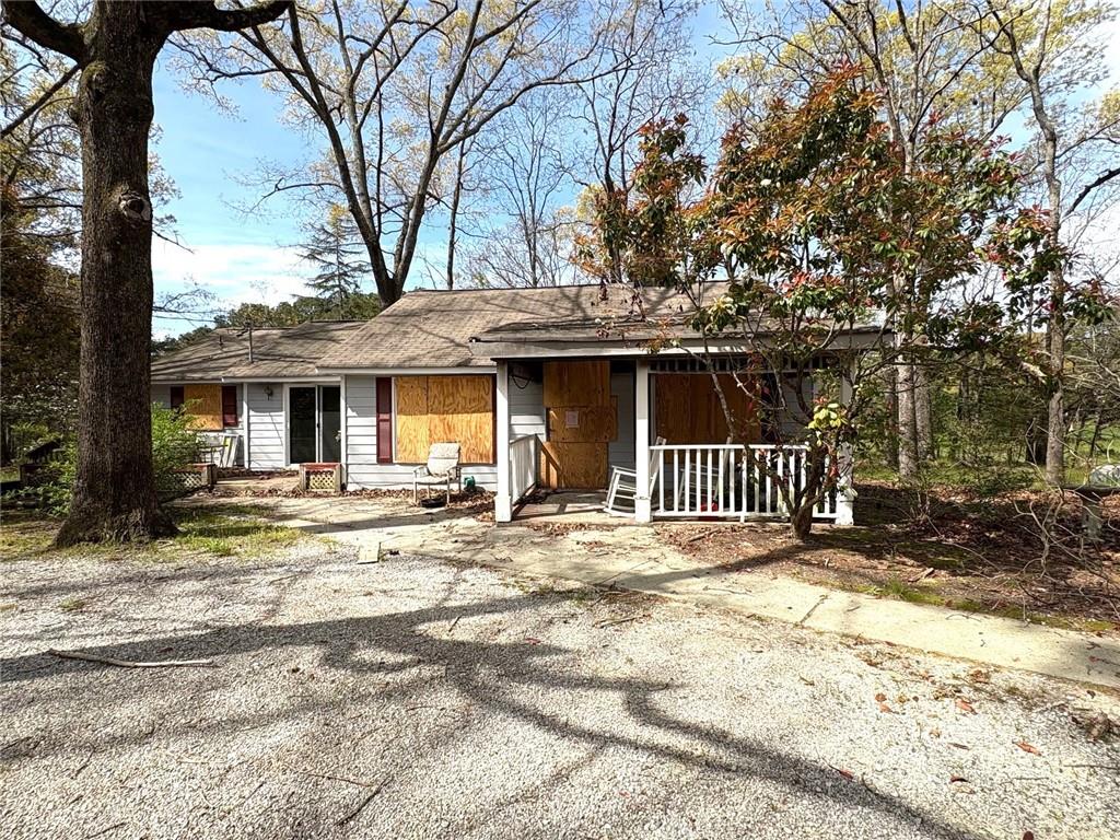 1519 New Hope Road Property Photo 1