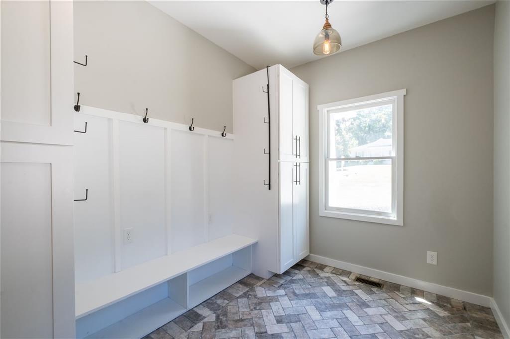 2260 Wallace Drive Property Photo 40