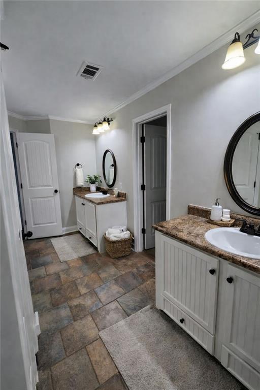 249 Serenity Loop Property Photo 10