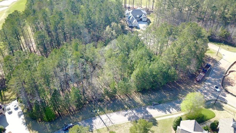 282 Manchester Lane Property Photo 2