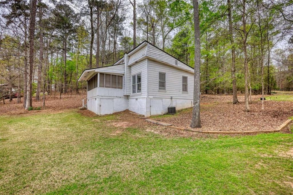 1697 County Line Ext Property Photo 1