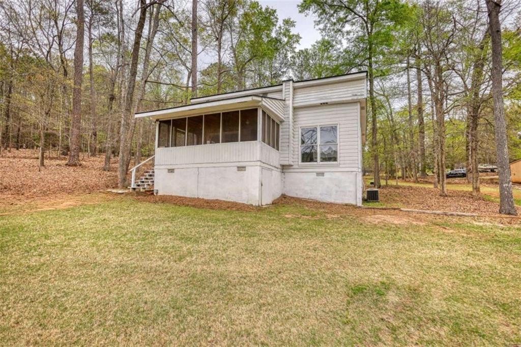 1697 County Line Ext Property Photo 2