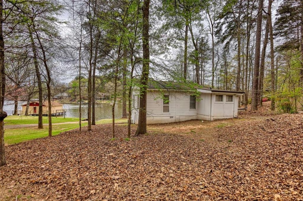1697 County Line Ext Property Photo 7