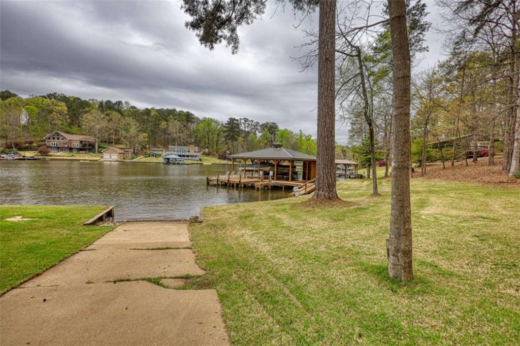 1697 County Line Ext Property Photo 9