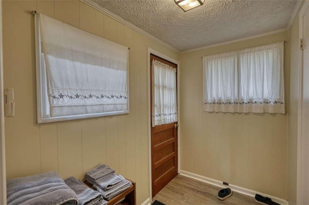 1697 County Line Ext Property Photo 15