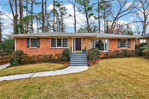 827 Pinetree Drive Property Photo 1