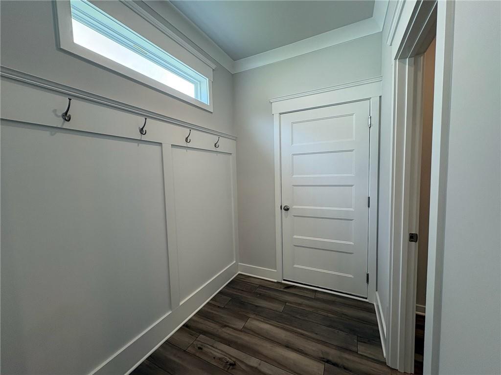 10 Commons Way Property Photo 9